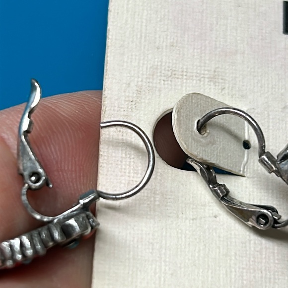 🖤Haskell lever back earrings - Picture 9 of 9